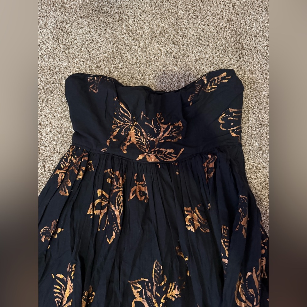 Like New Free People Black and Gold Floral Dress size L - Picture 3 of 6